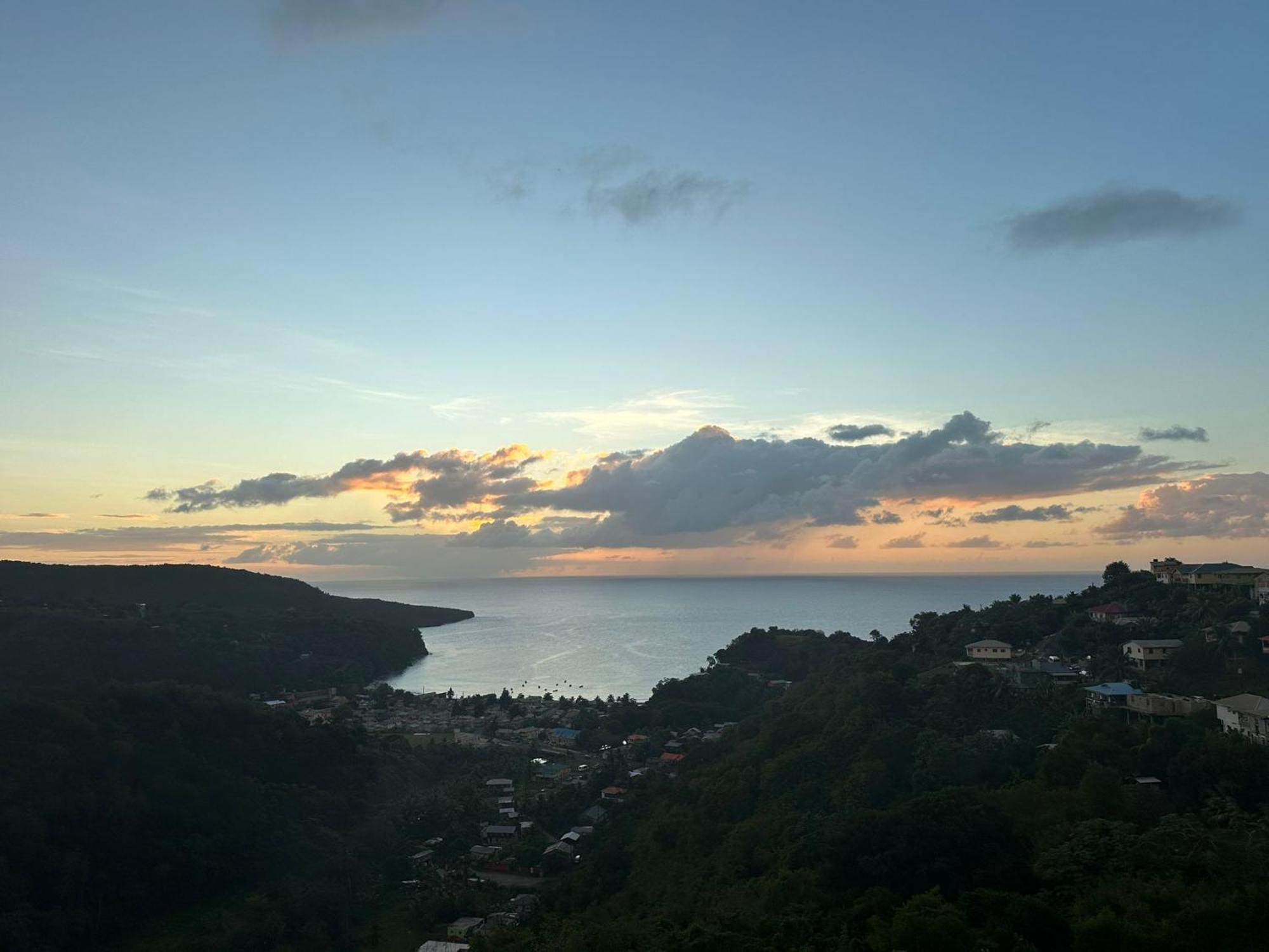 Belle La Maye Bed And Breakfast Villa Anse La Raye ภายนอก รูปภาพ